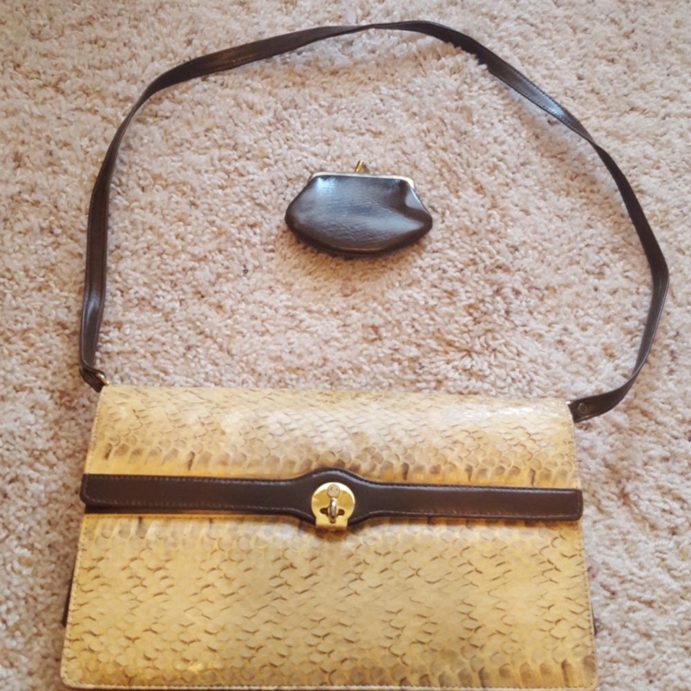 Vintage  Faux Snake Skin Tan Purse Unbranded